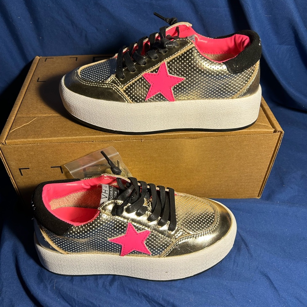 Vintage Havana- balance, gold, 5.5 women sw